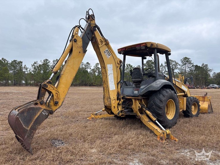 2004-deere-310sg-image-3