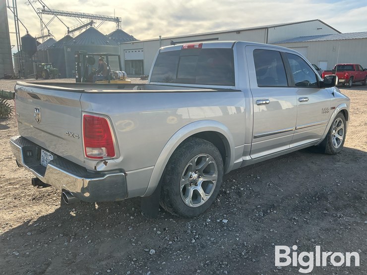2014-ram-1500-laramie-image-5