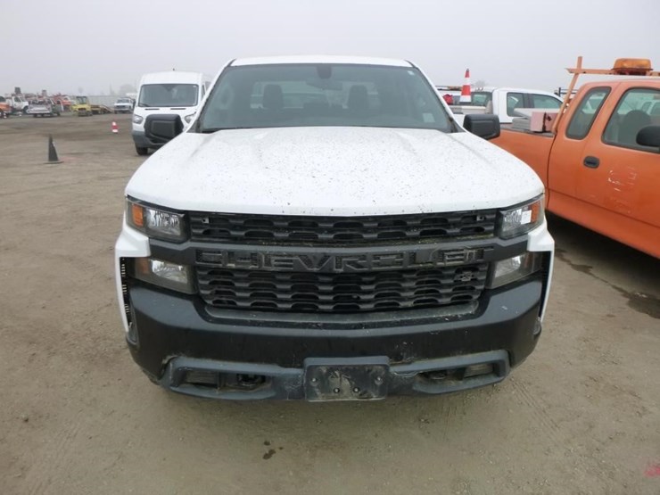 2019-chevrolet-silverado-1500-image-13