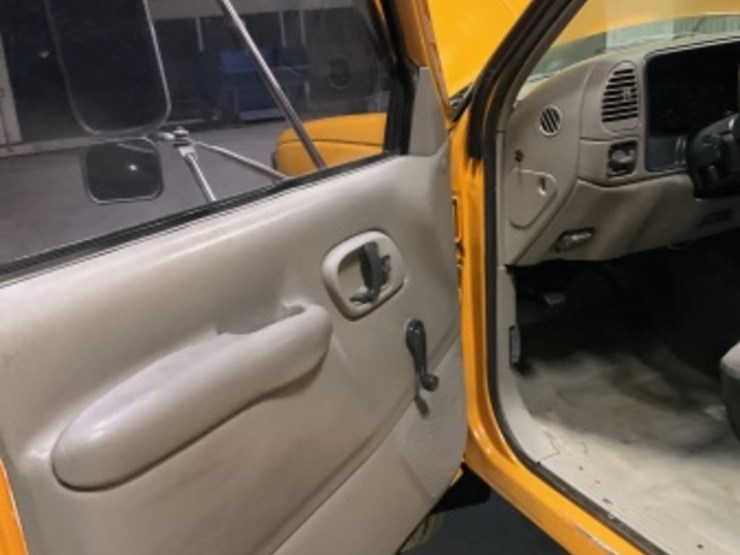 1995-chevrolet-c3500-u/t-image-23