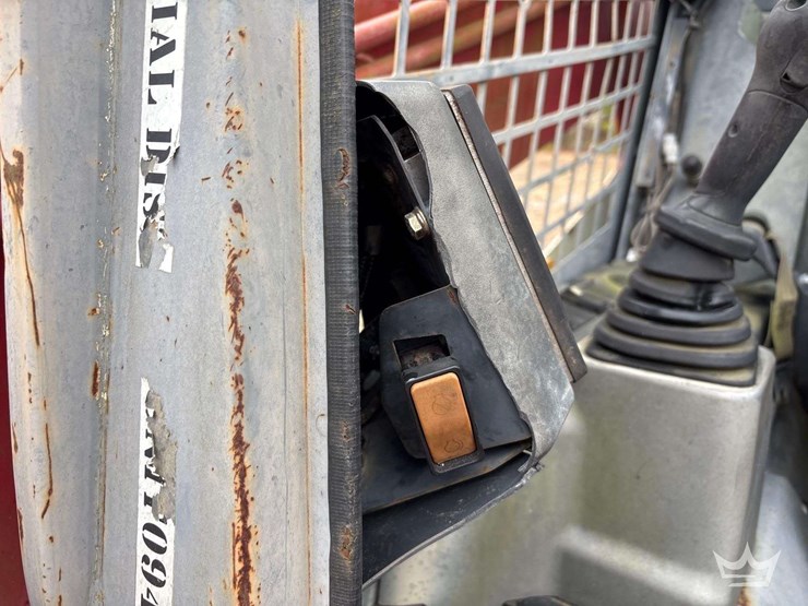 2016-takeuchi-tl10v2-image-25