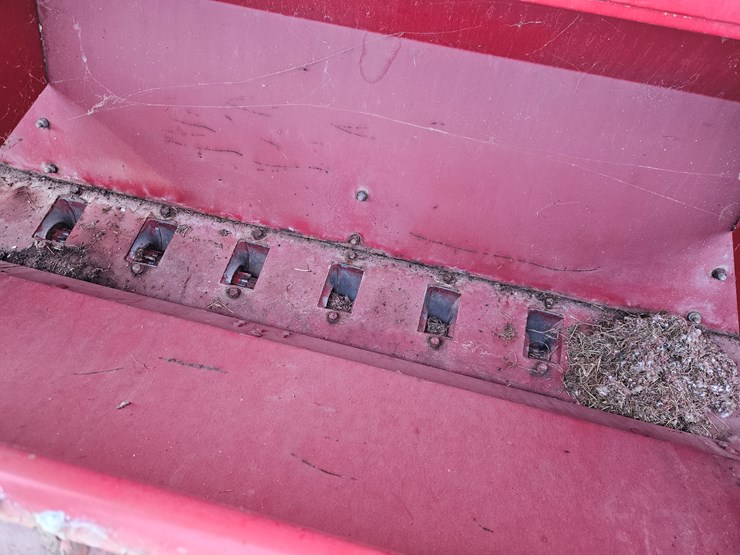 case-ih-5300-image-6