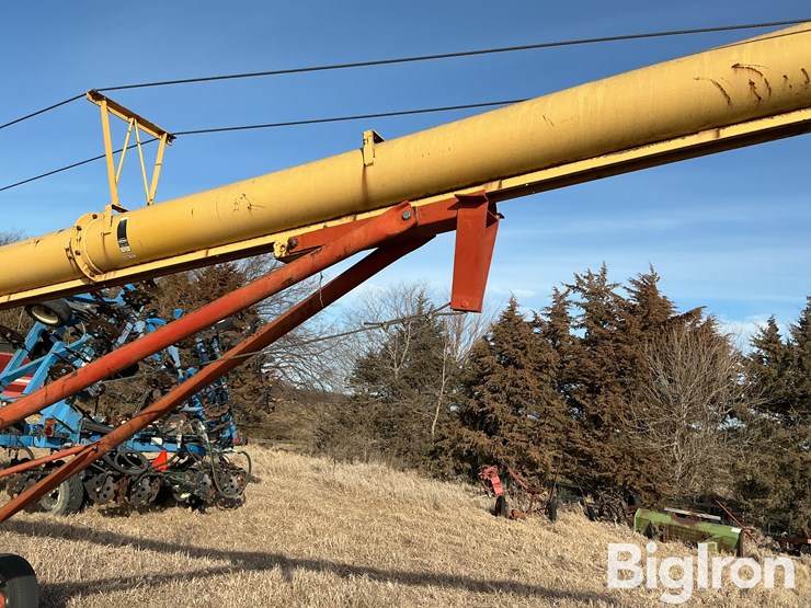 westfield-mk100-10"-x-61’-swing-away-auger-image-11