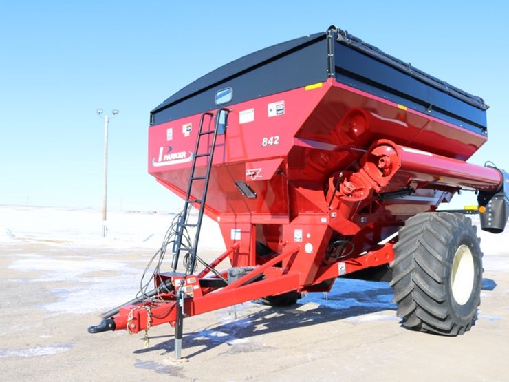 2025-parker-842-image-6