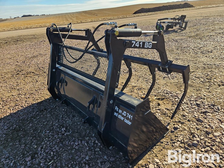 2026-john-deere-741-image-5