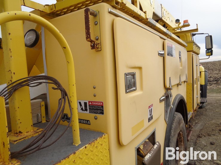 2007-international-7400-image-16