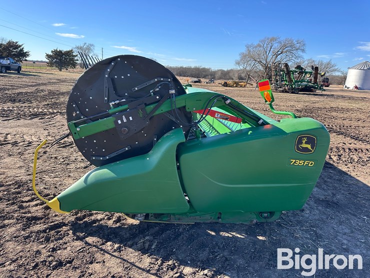 2020-john-deere-735fd-image-8