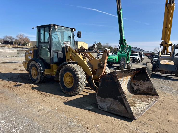 2021-caterpillar-906m-image-6