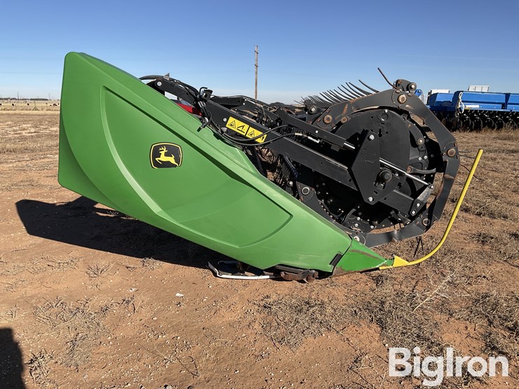 2021-john-deere-430d-image-4