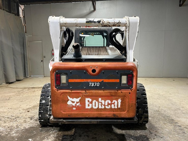 2016-bobcat-t870-image-3