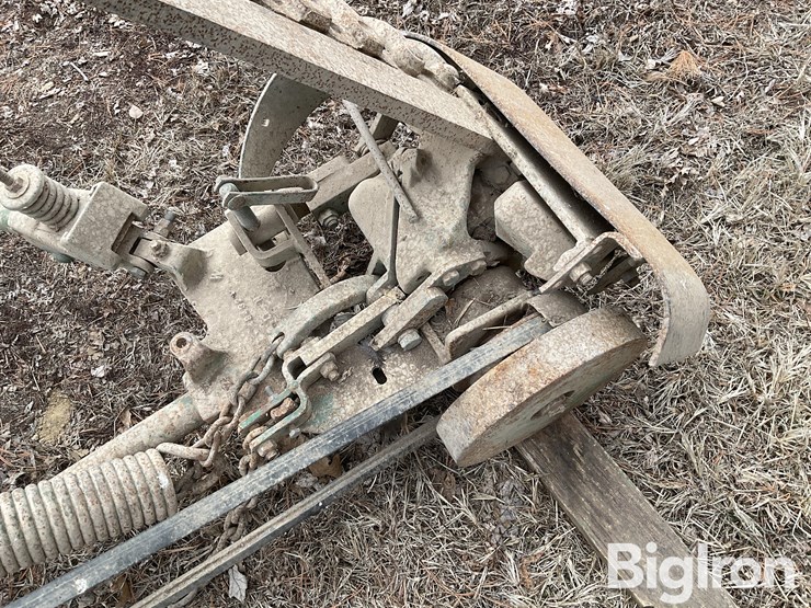 john-deere-350-image-10