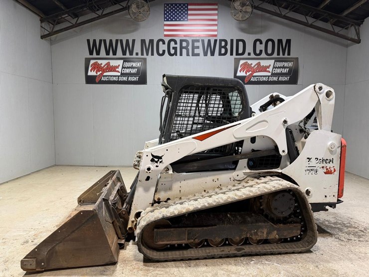 2017-bobcat-t770-image-1