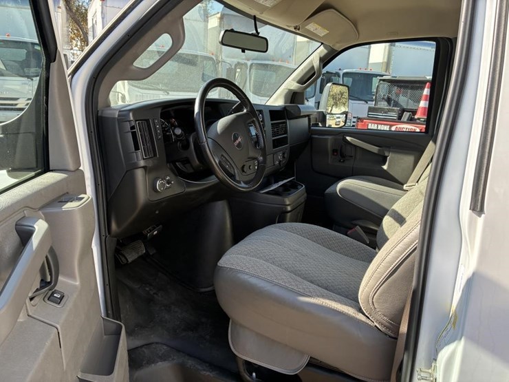 2023-gmc-3500-image-9