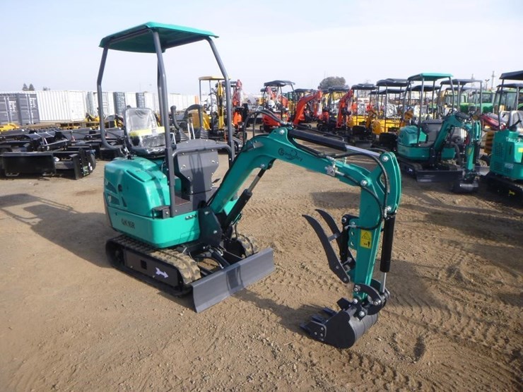 2025-agt-qk16r-hydraulic-excavator-image-2