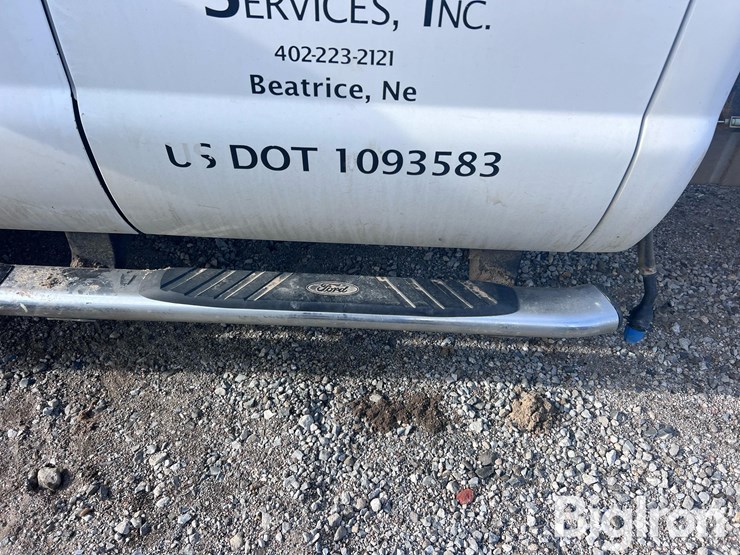 2015-ford-f550-image-10