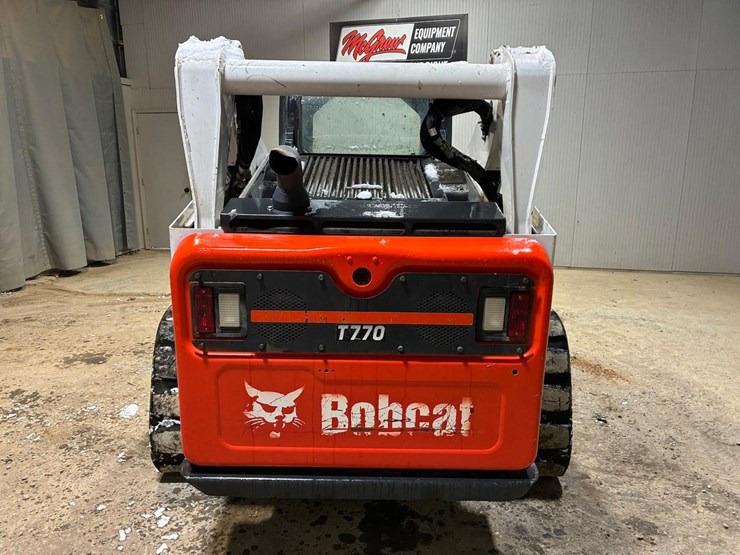 2022-bobcat-t770-image-4