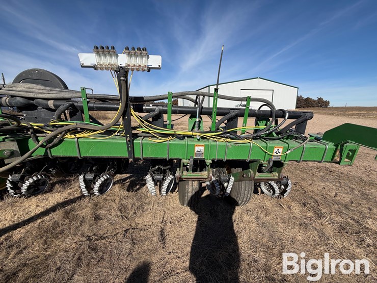 john-deere-1770nt-ccs-image-14