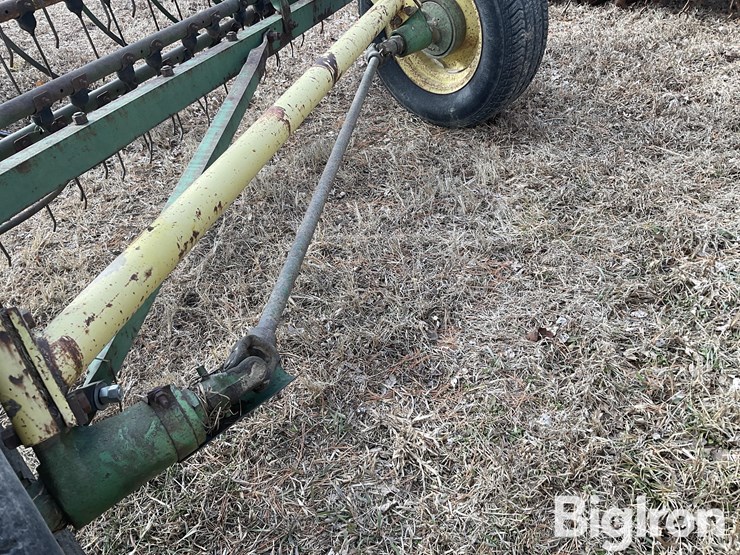 john-deere-640-image-10