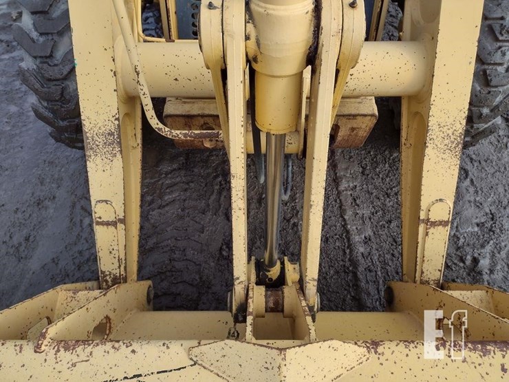 2002-deere-310sg-image-17