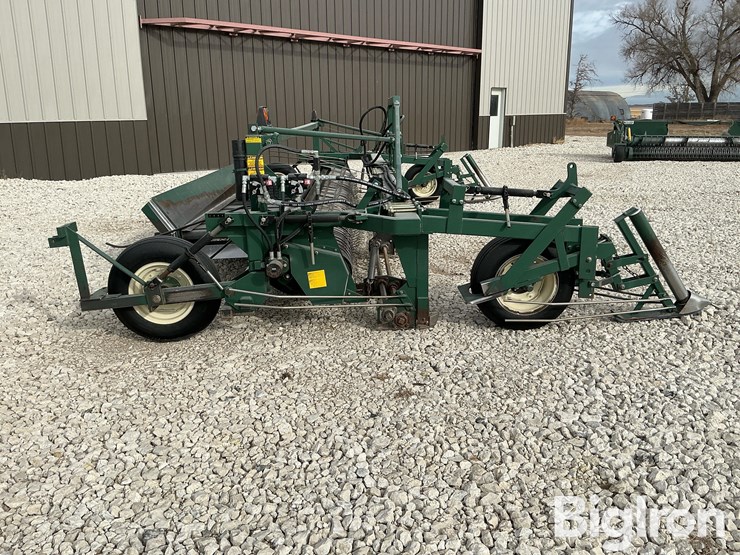 2011-pickett-8030-image-2