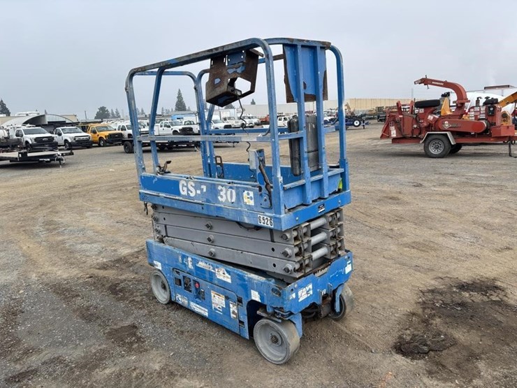 genie-gs1930-image-2