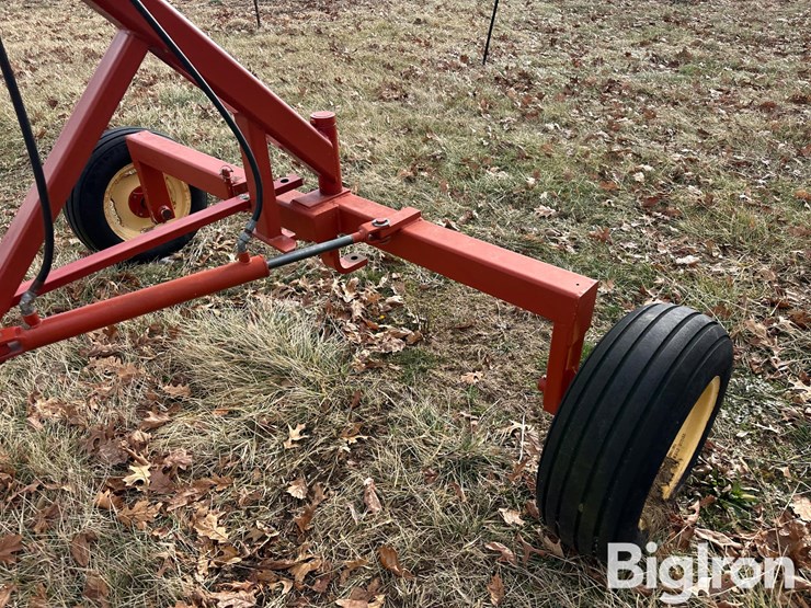 new-holland-252-image-15