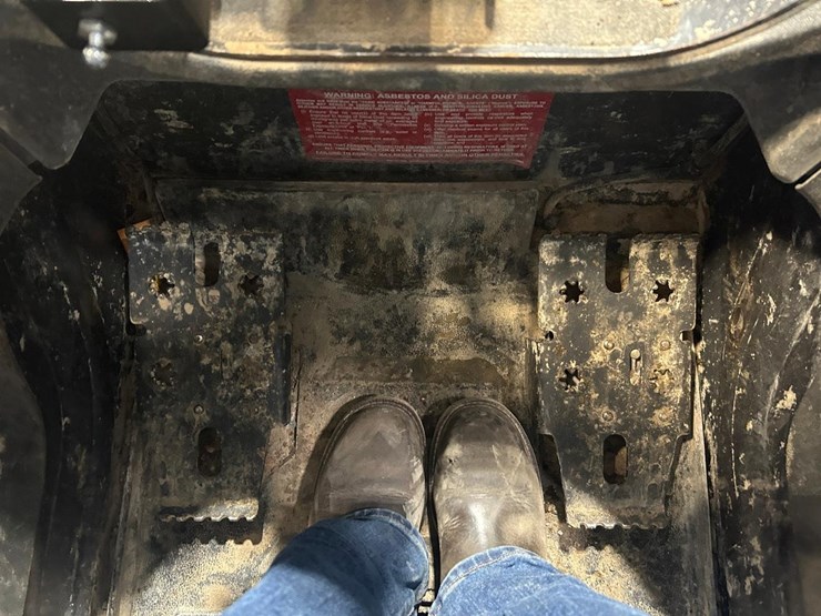 2021-bobcat-s76-image-24