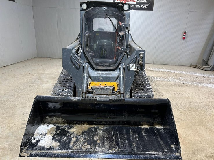 2023-deere-325g-image-7