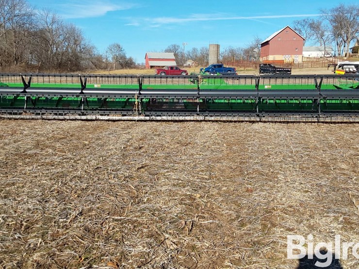 2006-john-deere-635f-image-2