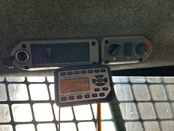 bobcat-t190-image-19