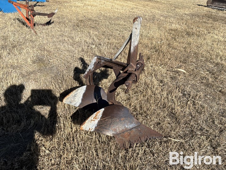 3-pt-2-bottom-plow-image-3