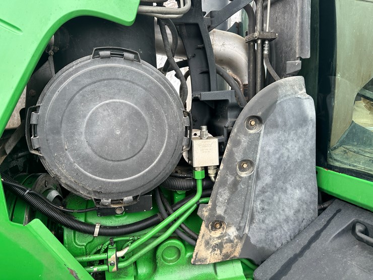 john-deere-8330-image-45