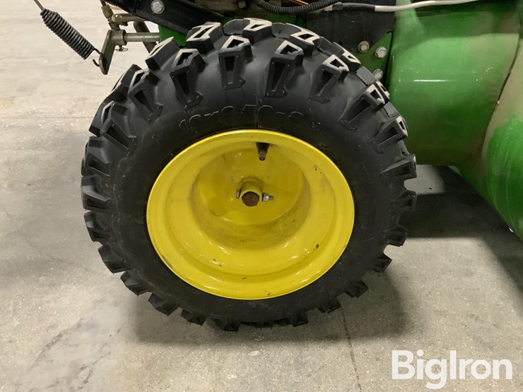 john-deere-16-image-17