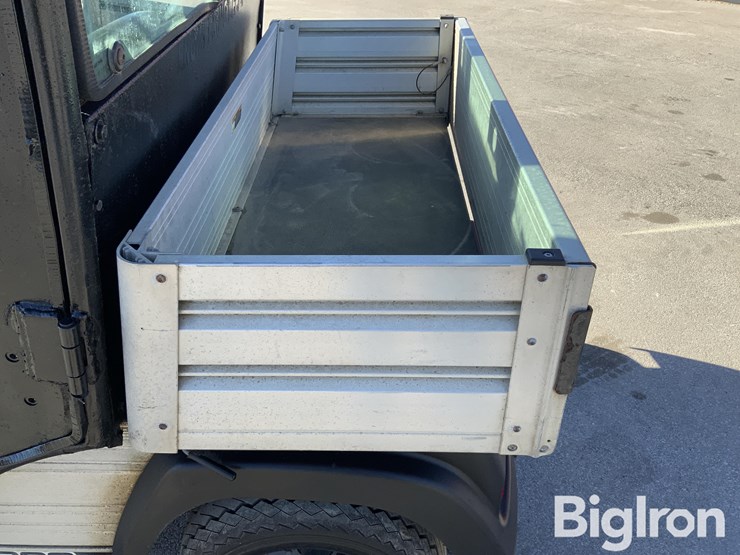 2017-club-car-carryall-300-image-15