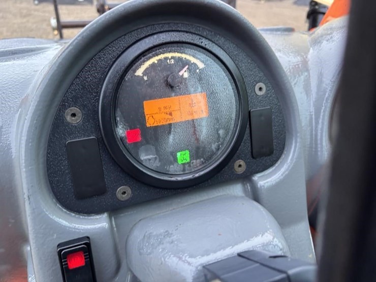 2015-jlg-g5-18a-image-25