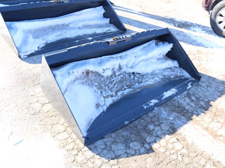 new-holland-72-image-1