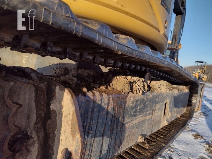 2013-deere-35d-image-37