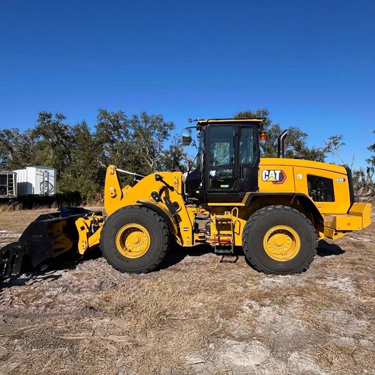 2025 CATERPILLAR 938