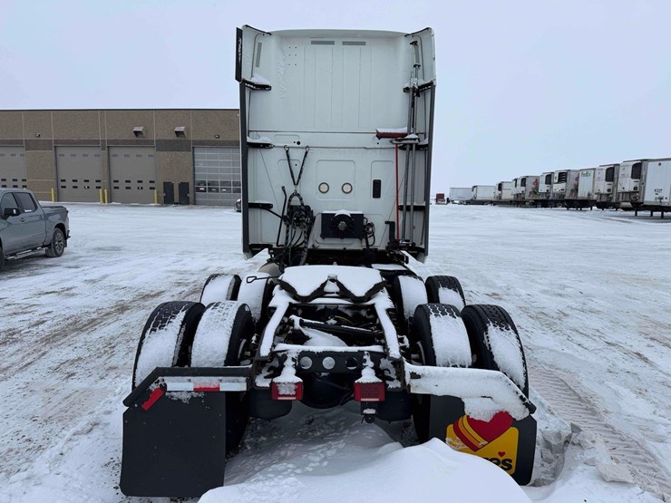 2019-international-lt-image-7