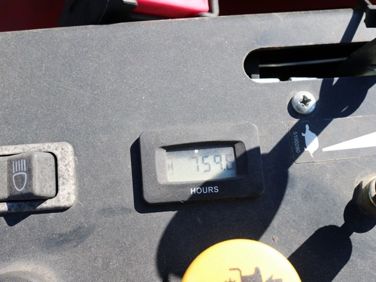 #4125-•-simplicity-cobalt-zero-turn-mower-image-8