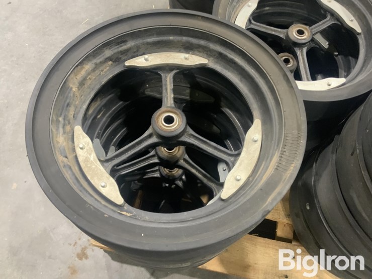 john-deere-1775nt-image-10