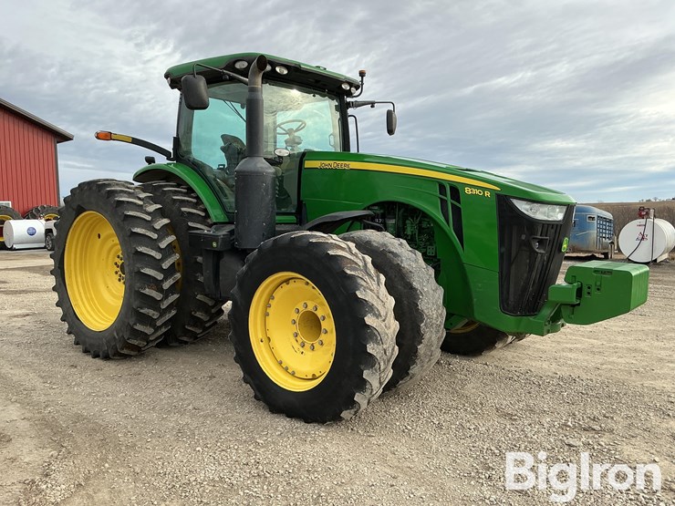 2013-john-deere-8310r-image-3