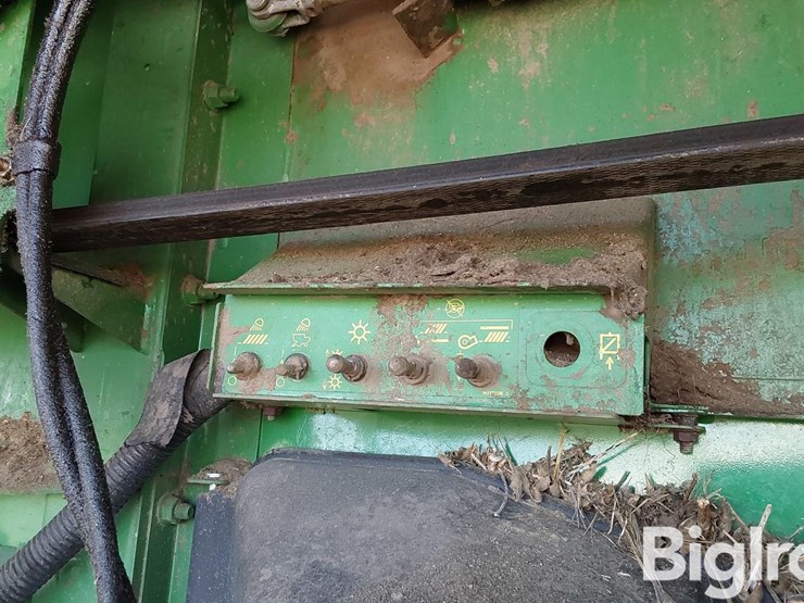 2013-john-deere-s670-image-16