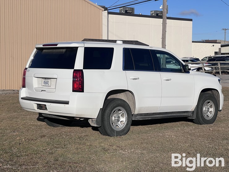 2016-chevrolet-tahoe-image-5