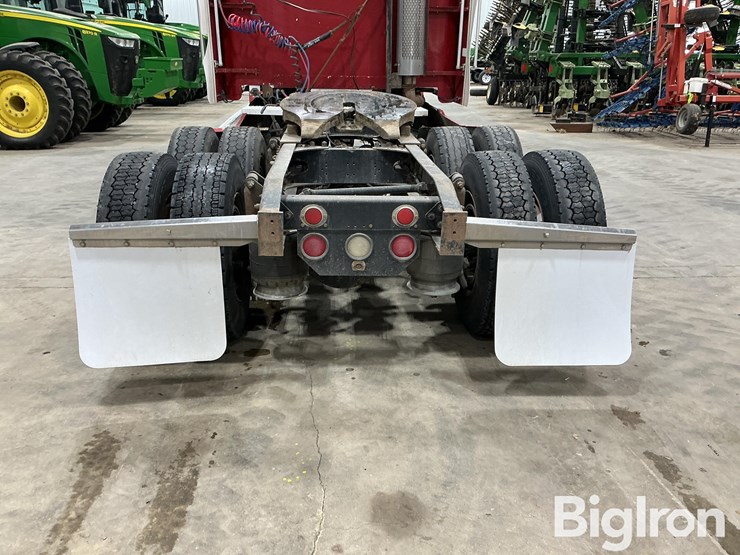 1995-freightliner-fld112-image-19