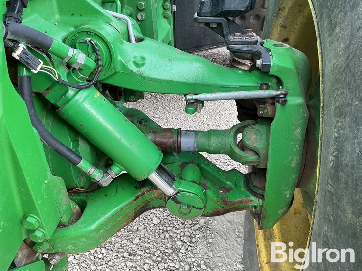 2013-john-deere-8310r-image-18