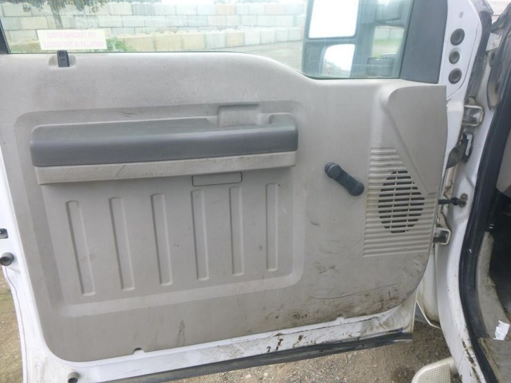 2008-ford-f550-image-24