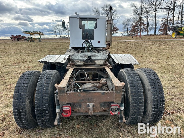 1989-international-9300-image-6