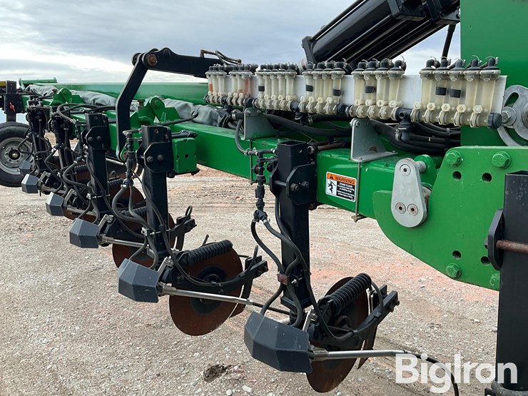 2019-unverferth-nutrimax-2600-image-16