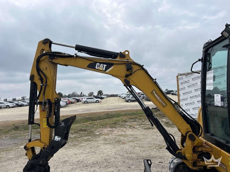 caterpillar-303-image-20